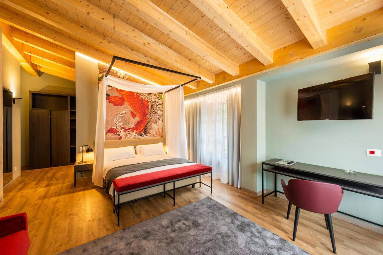Regina Del Garda Suite Тосколано Мадерно Екстериор снимка