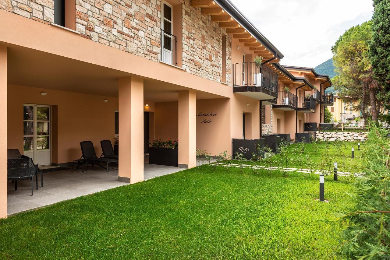 Regina Del Garda Suite Тосколано Мадерно Екстериор снимка